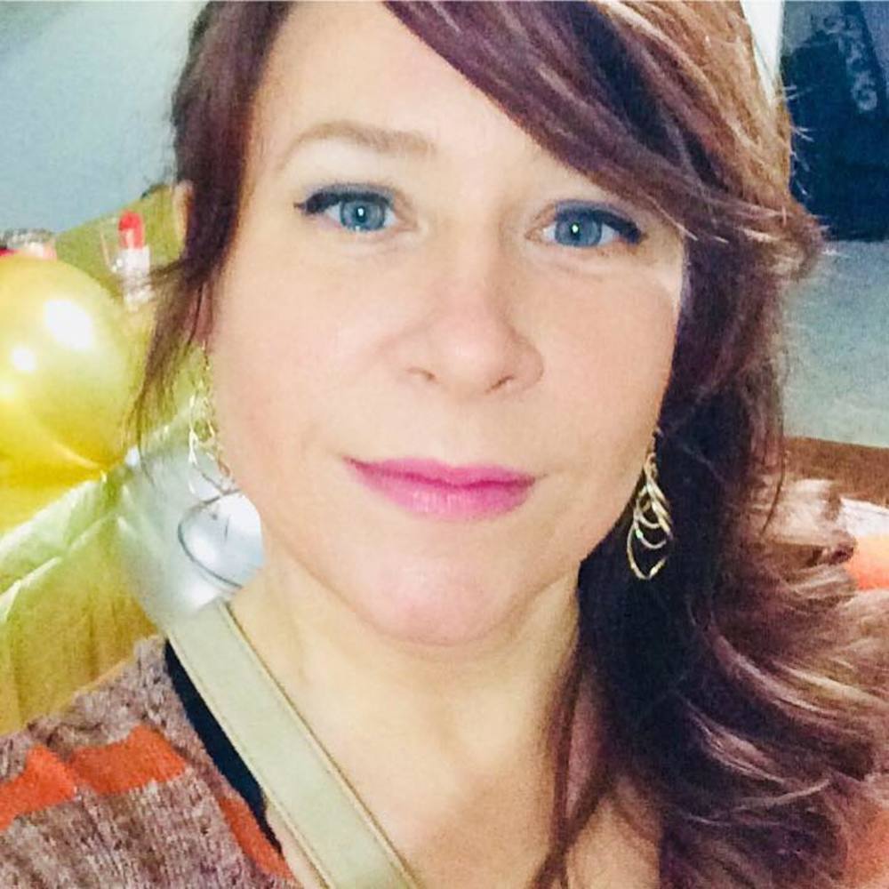Meet your Posher, Laurie